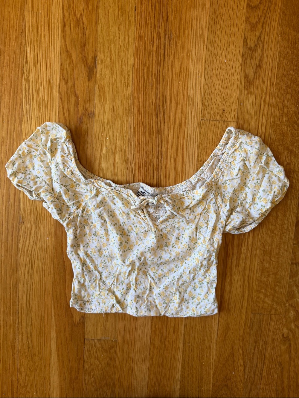 Hollister Floral Puff Sleeve Crop Top - Size XS